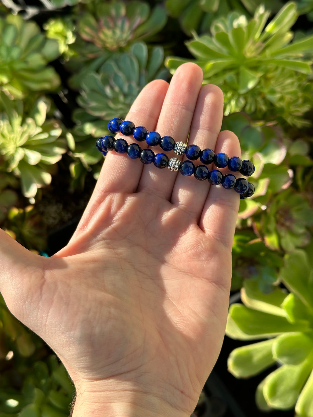 Mavi doğal taş bileklik – sakinlik ve netlik sağlayan doğal taşlarla tasarım