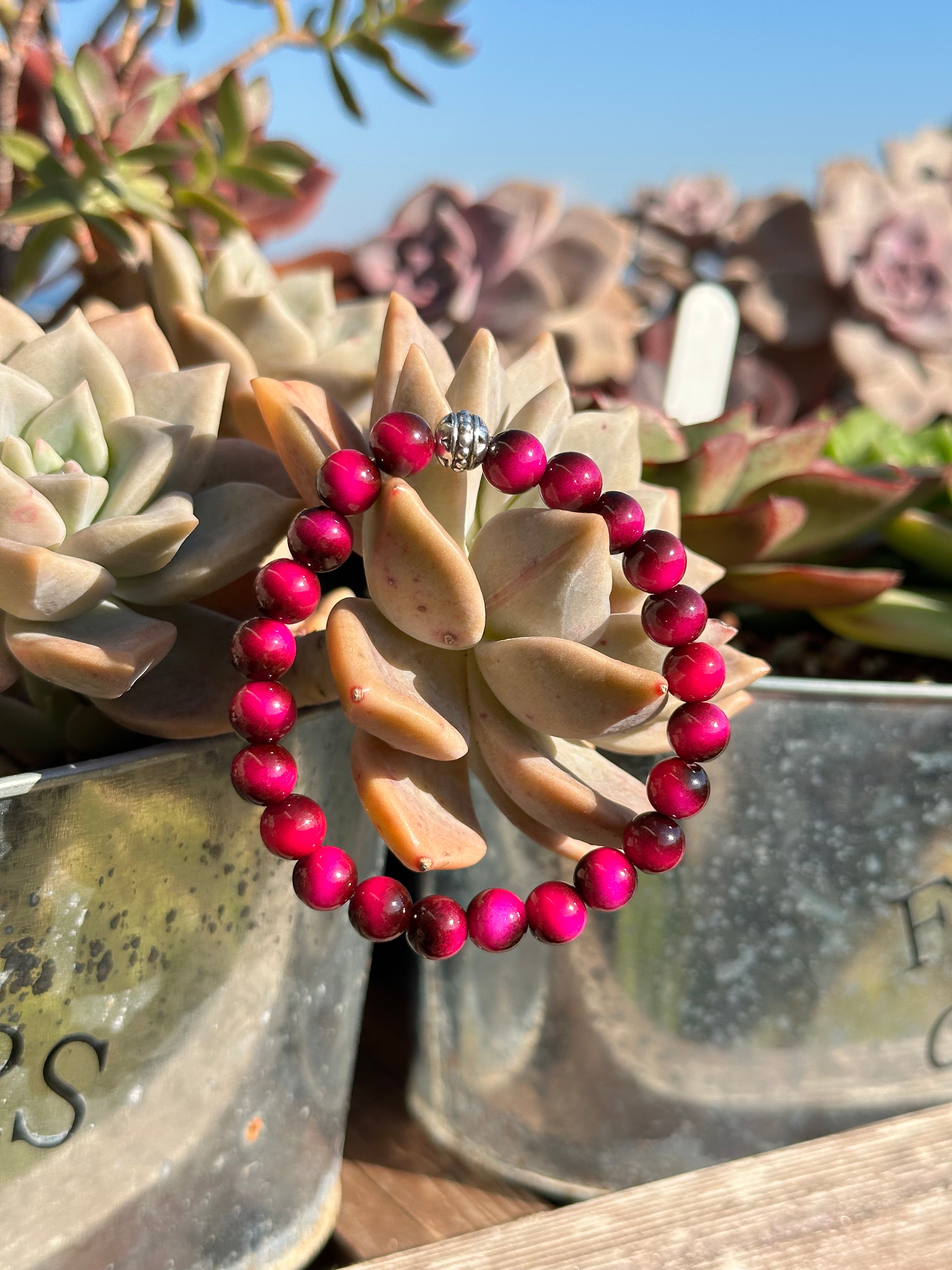 Pembe doğal taş bileklik – sevgi ve huzur enerjisi taşıyan zarif tasarım